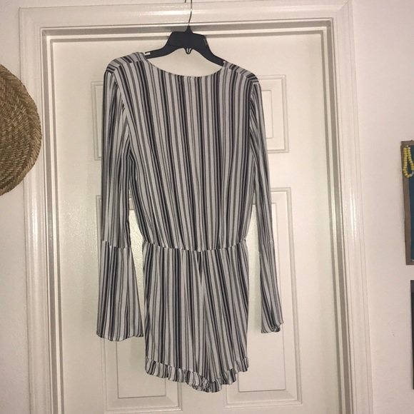 kendall and kylie romper - Picture 2 of 3